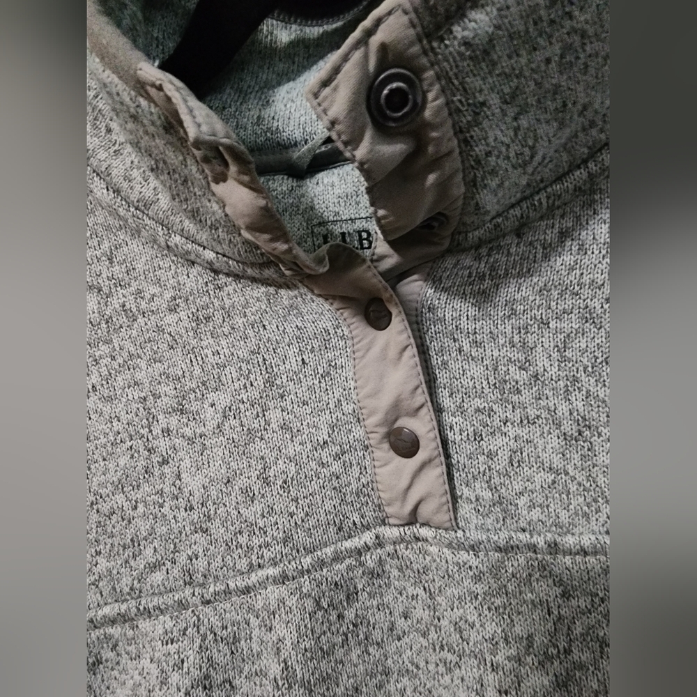 L.L. Bean Women's Gray Fleece Pullover Size Med Petite - Picture 4 of 7